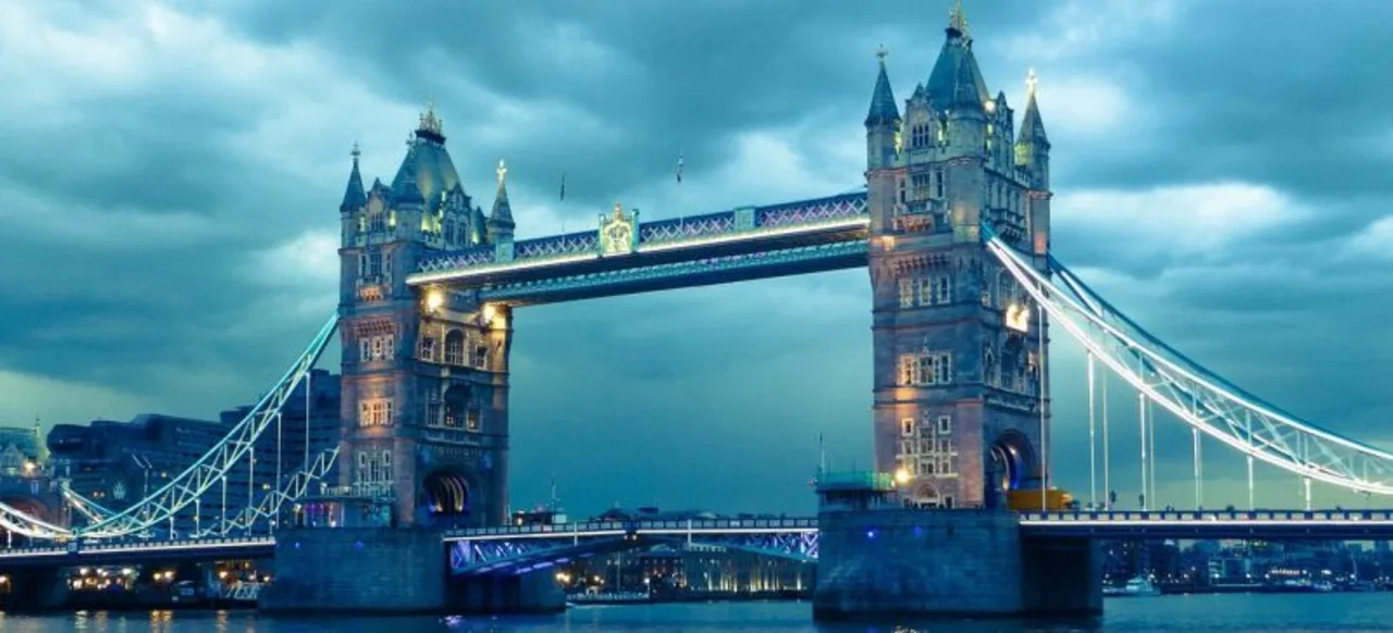 The Escort in London: A Bridge Between Worlds