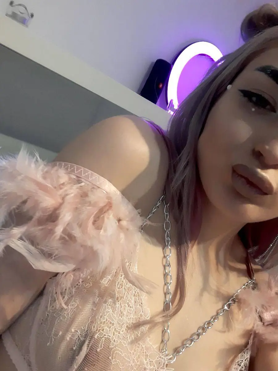 Alice escort in Moscow