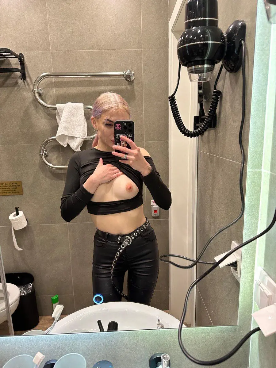 Alice escort in Moscow