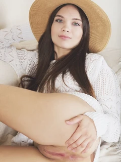 Alondra escort in Dubai