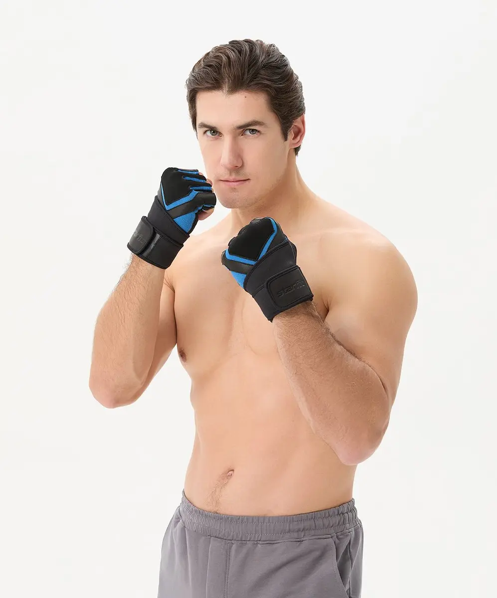 Aron escort in Dubai