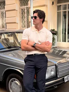 Aron escort in Dubai