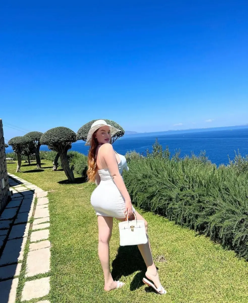 Bella escort in Moscow