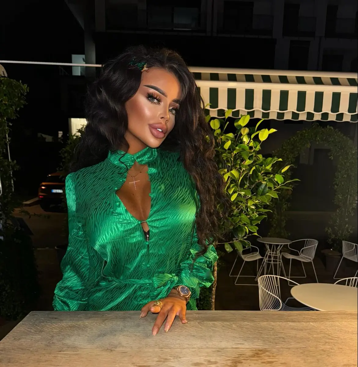 Elinor escort in Moscow