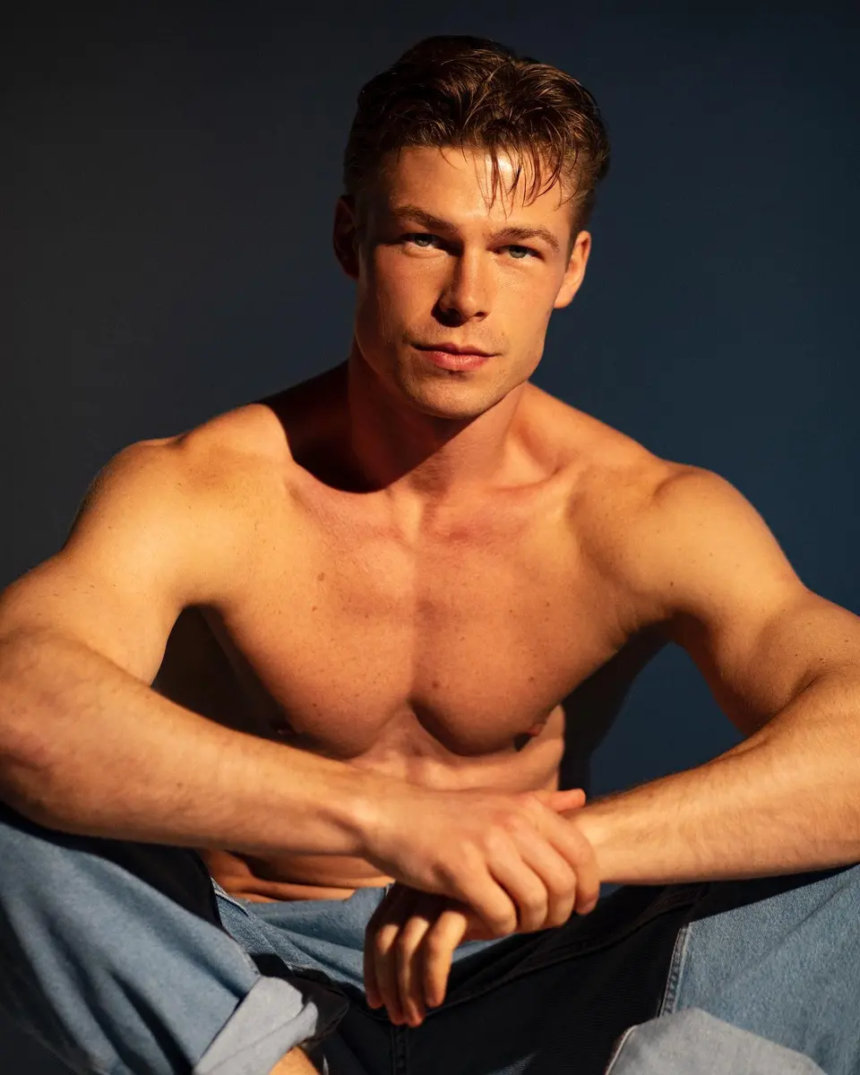 Ivan escort in Dubai