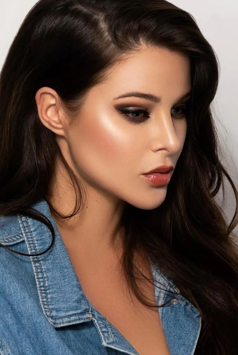 Julie escort in Moscow