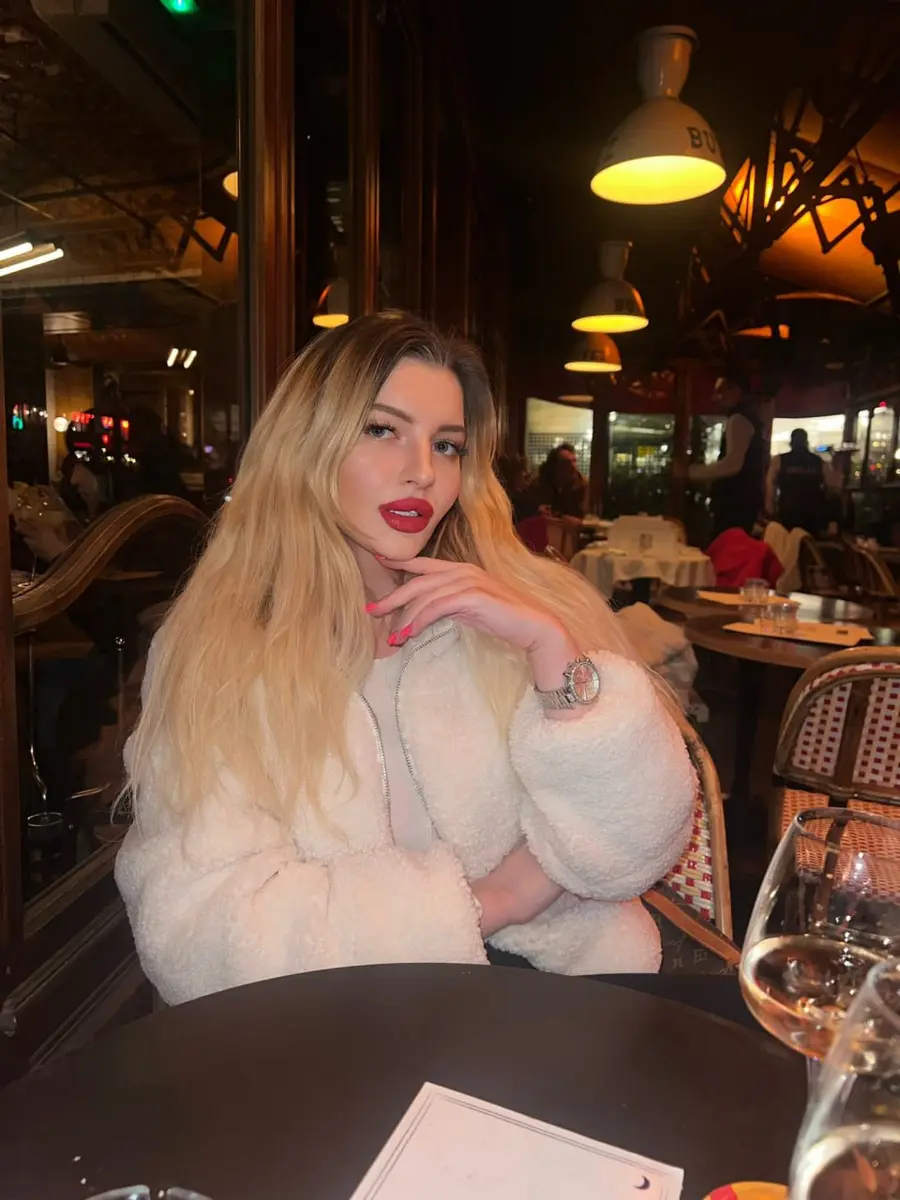 Juliette escort in Moscow