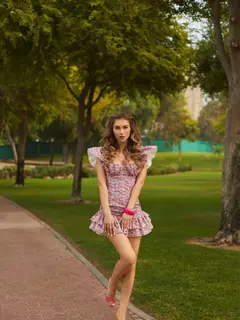 Karolisa escort in Moscow