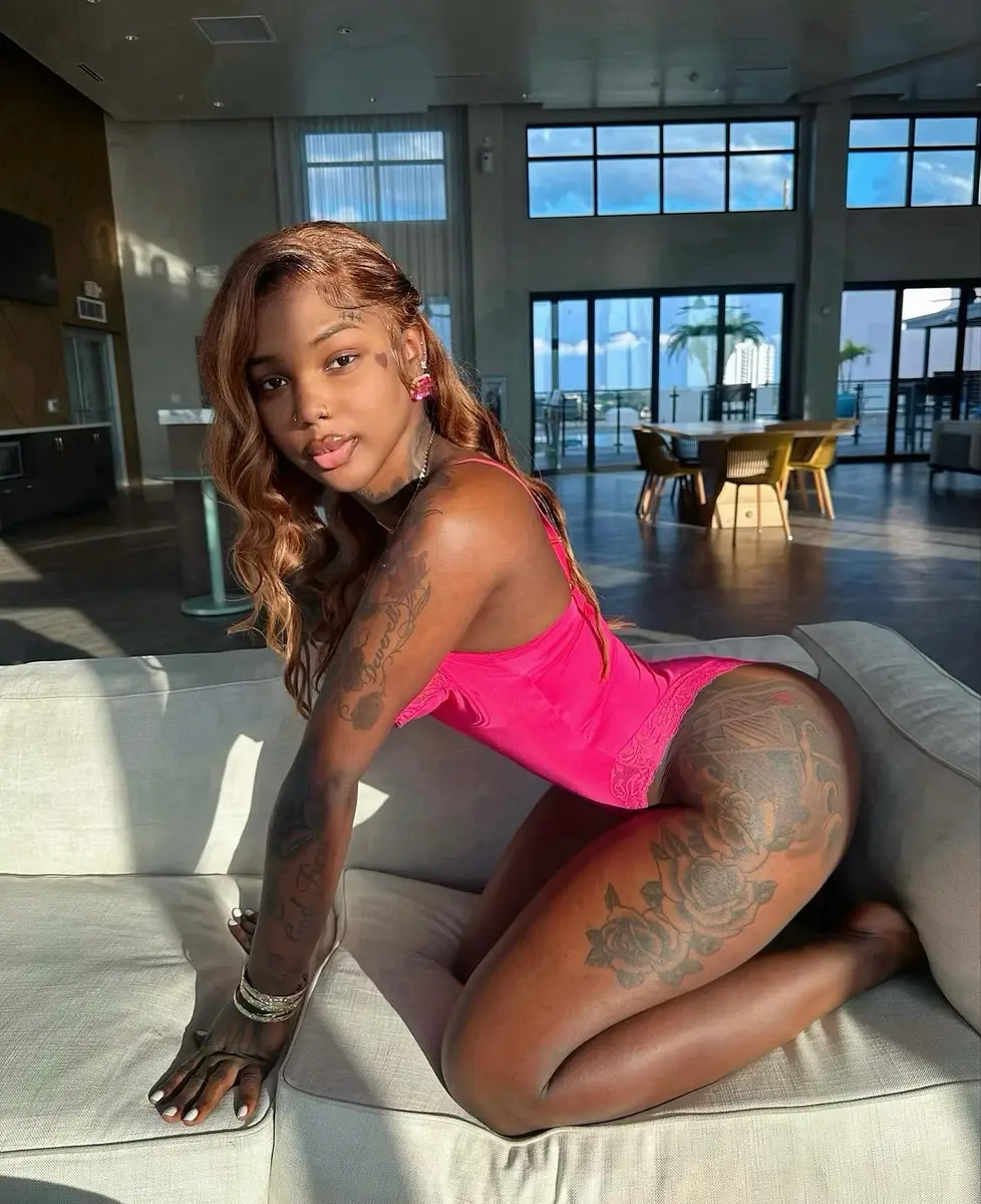 Kylie  escort in Dubai