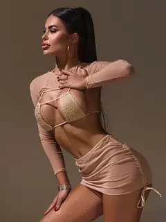 Lizzie escort in Moscow