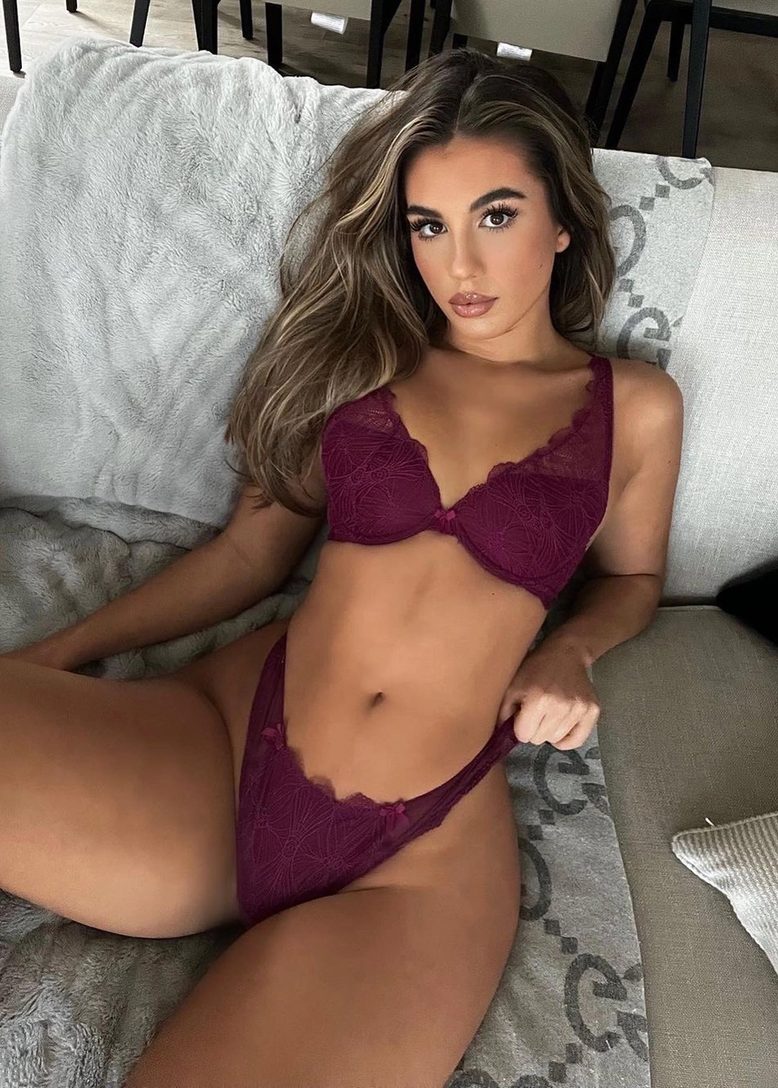 Margaux escort in Dubai