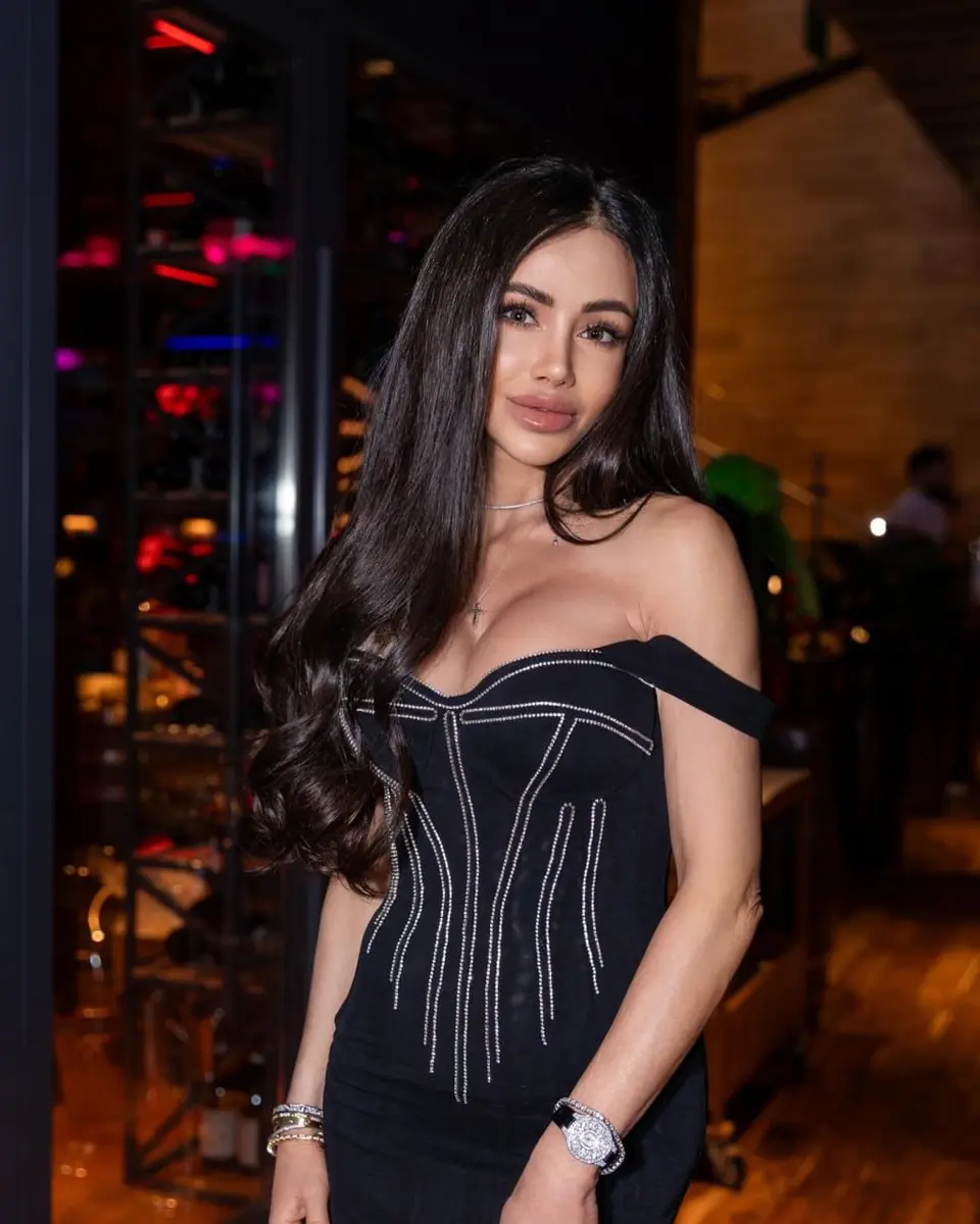 Marisabella escort in Moscow