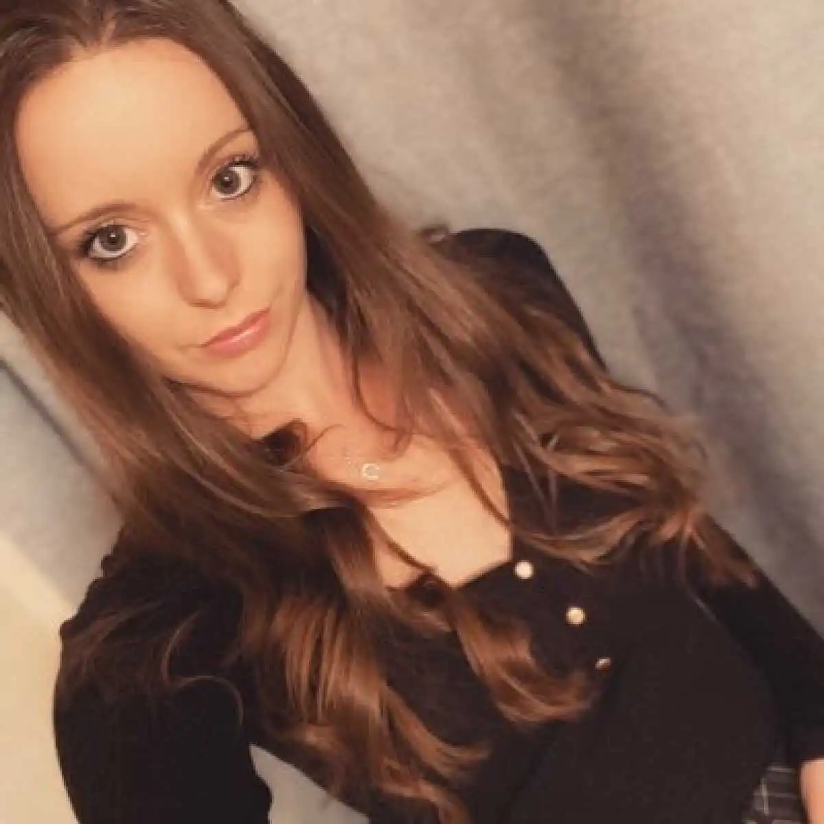 Ophelia escort in Dubai