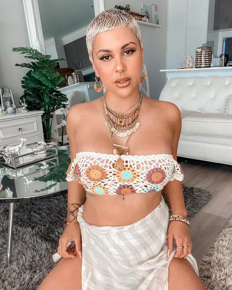 Sofia escort in Dubai