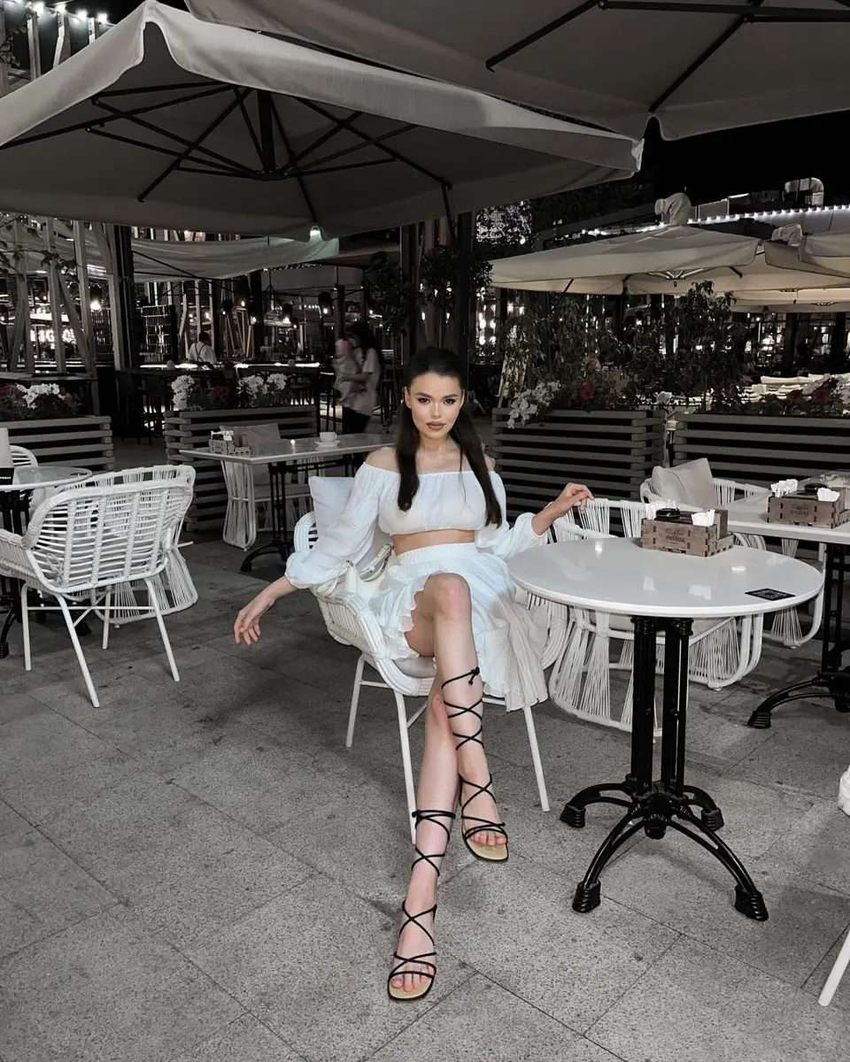 Vikсoria escort in Astana