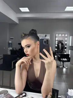 Vikсoria escort in Astana