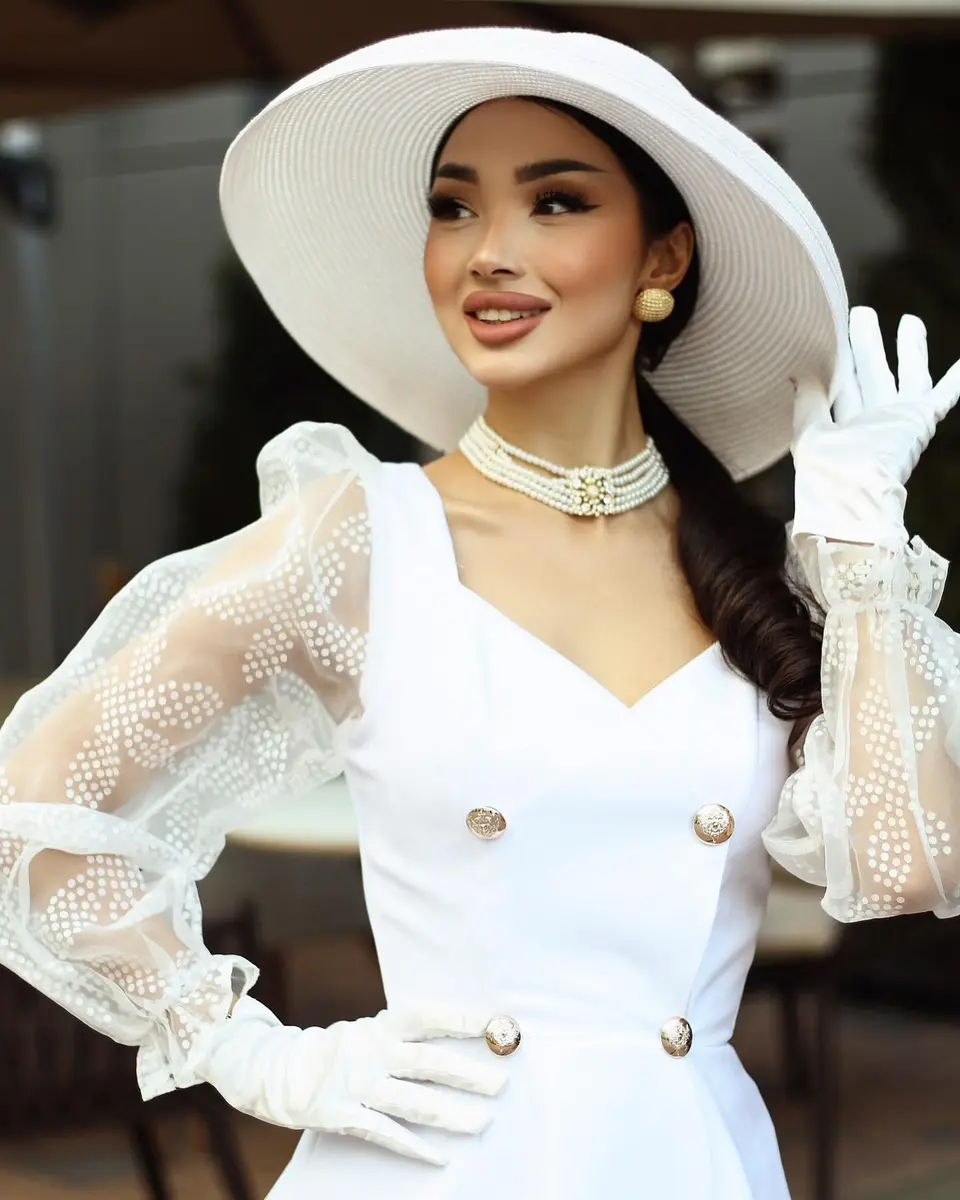 Zira escort in Almaty