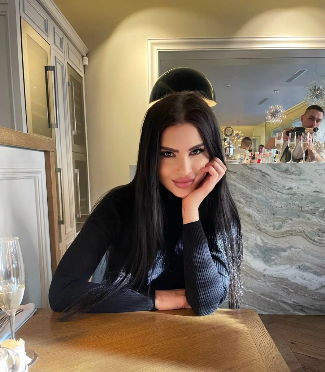 Zoi escort in Moscow